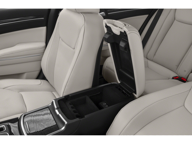 2019 Chrysler 300 Touring L