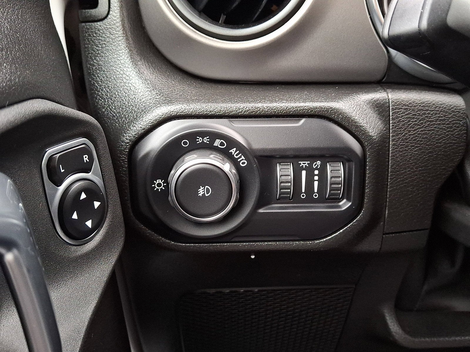 2022 Jeep Wrangler High Tide 4x4