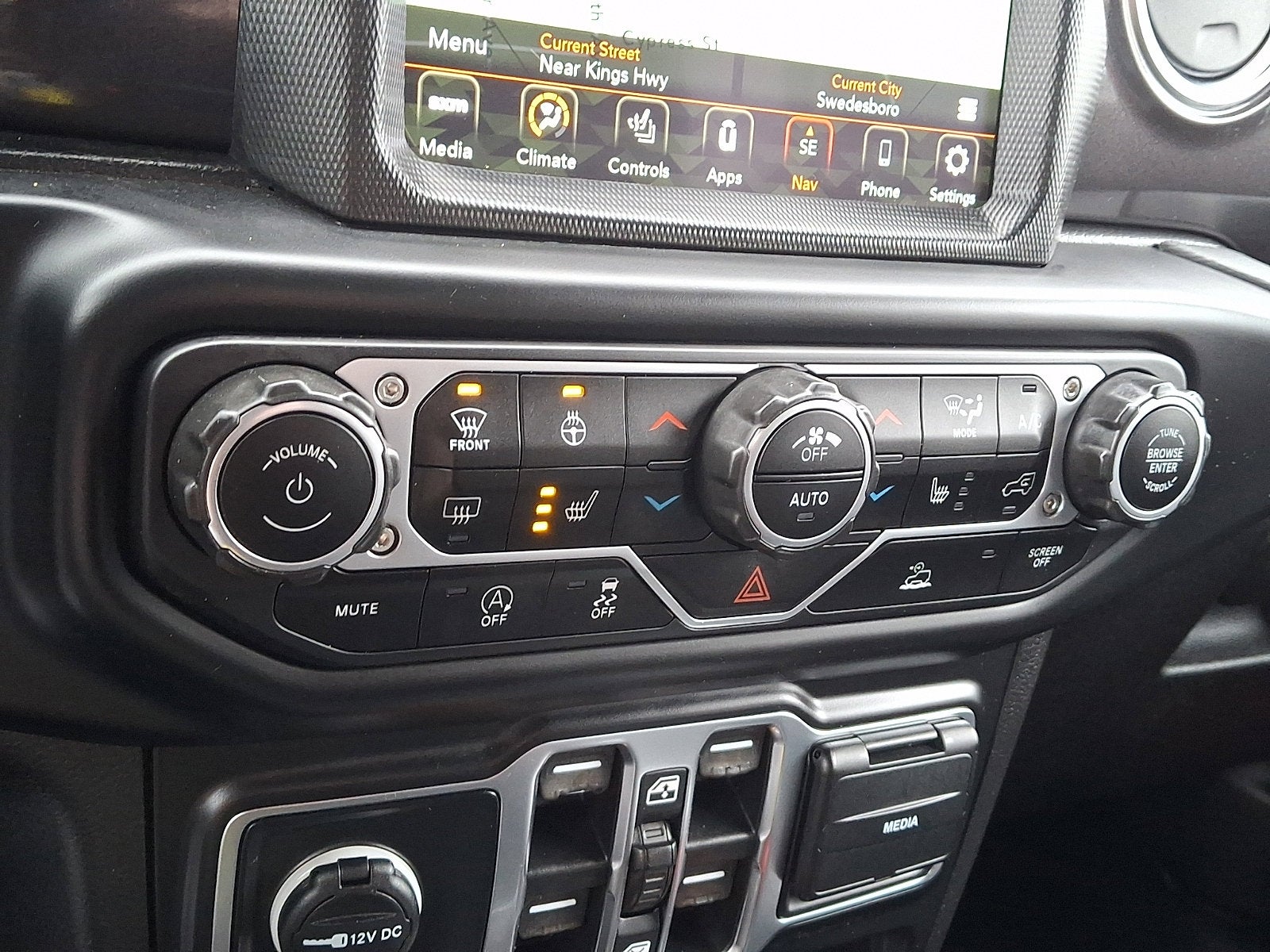 2022 Jeep Wrangler Sahara Altitude 4x4