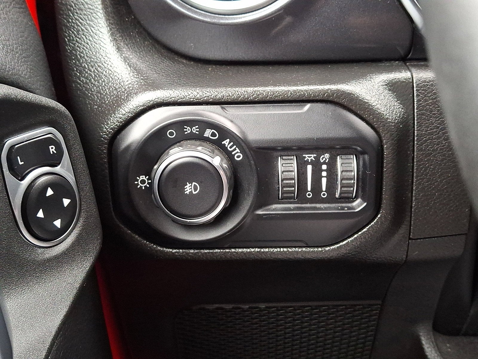 2022 Jeep Wrangler Sahara Altitude 4x4