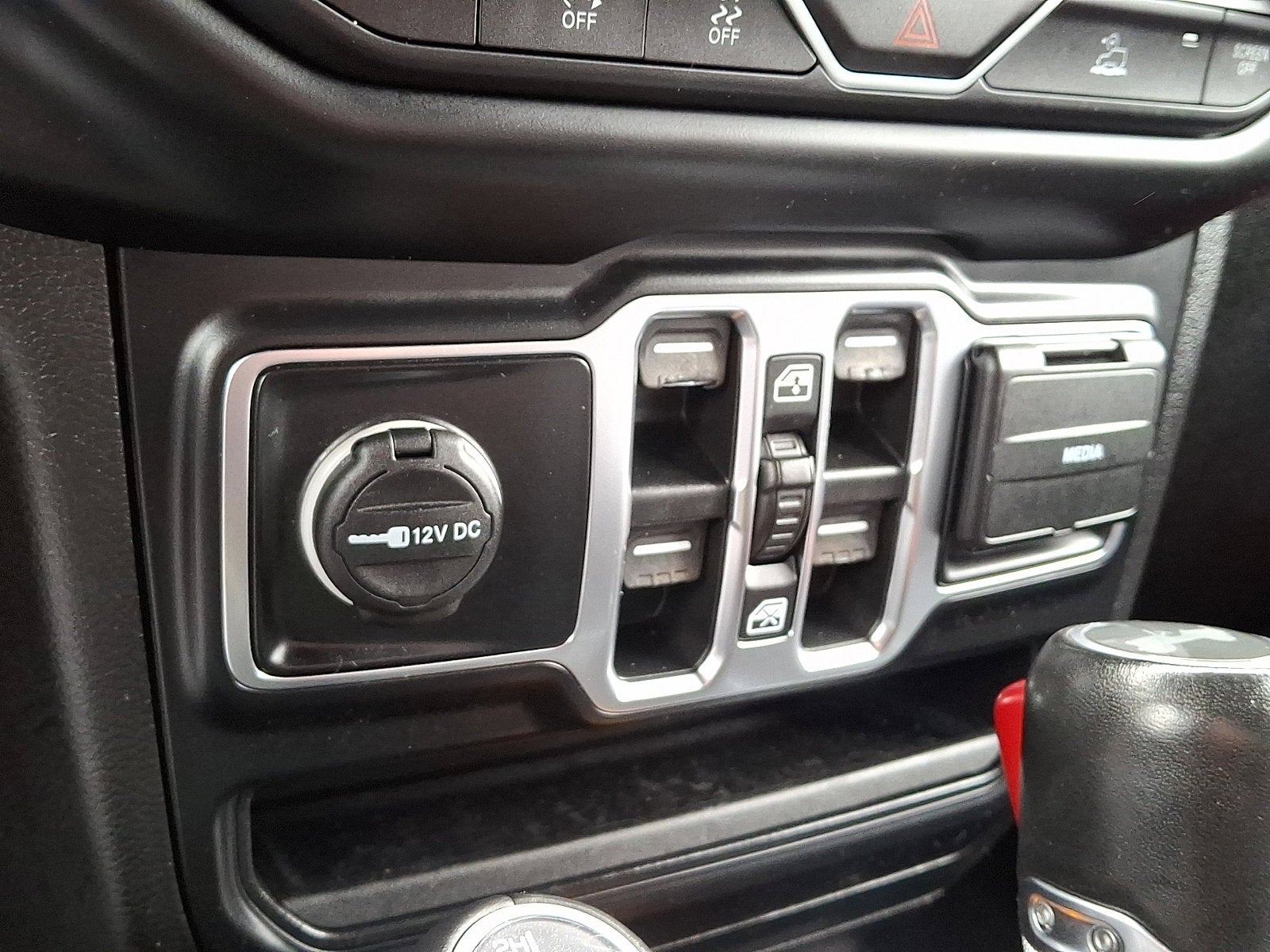 2022 Jeep Wrangler Sahara Altitude 4x4