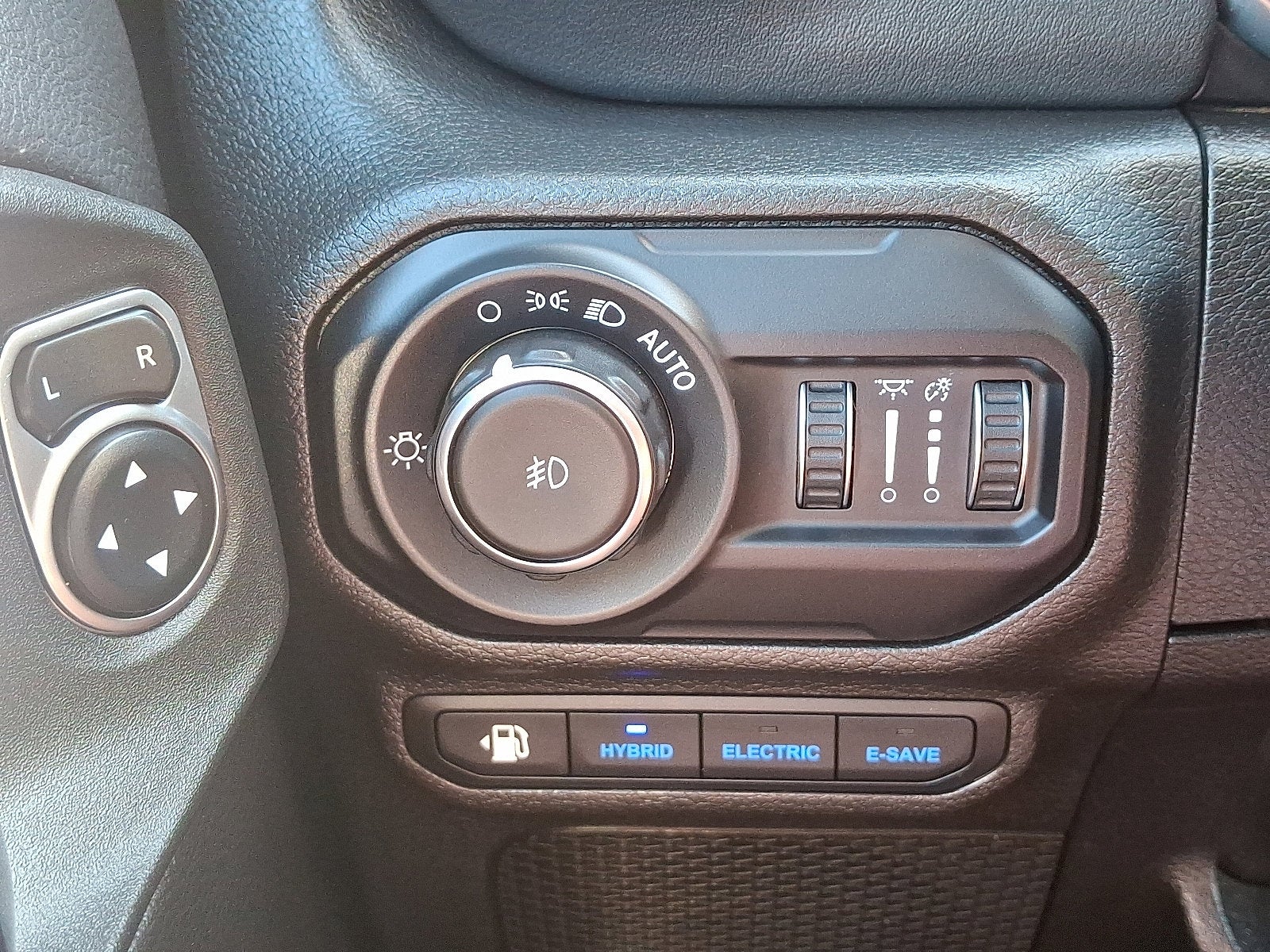 2022 Jeep Wrangler 4xe Unlimited Sahara 4x4