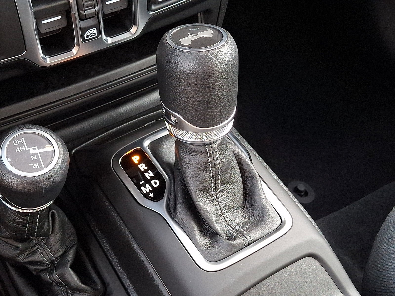 2027 Jeep Wrangler WRANGLER 4-DOOR SPORT S