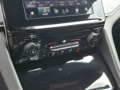 2025 Jeep Grand Cherokee Laredo 4x4