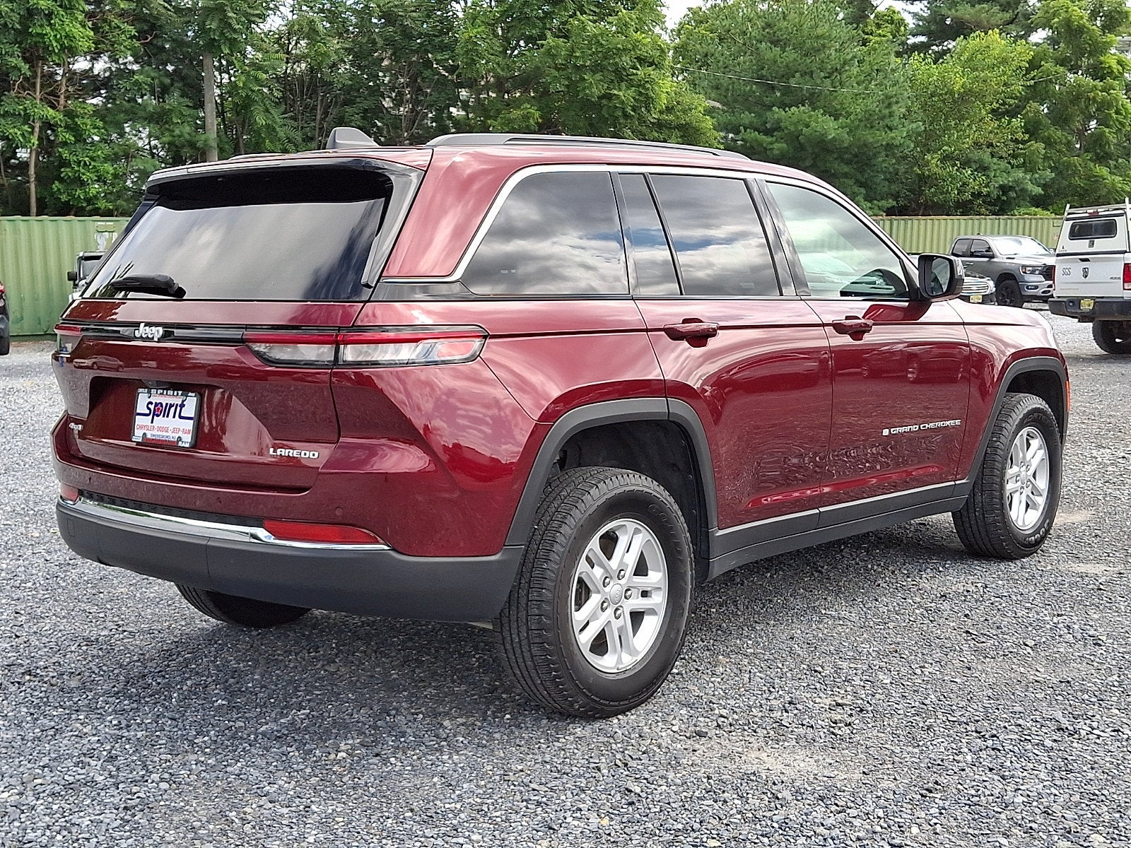 2025 Jeep Grand Cherokee Laredo 4x4