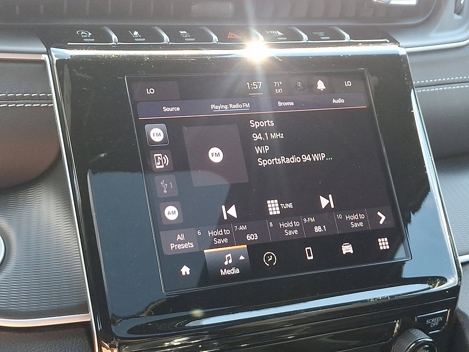 2025 Jeep Grand Cherokee GRAND CHEROKEE LAREDO X 4X4