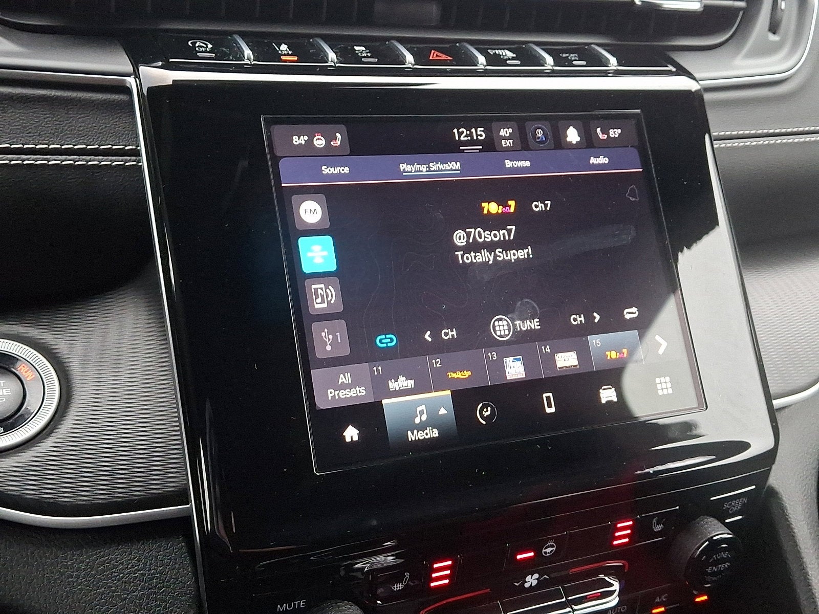 2024 Jeep Grand Cherokee Laredo 4x4