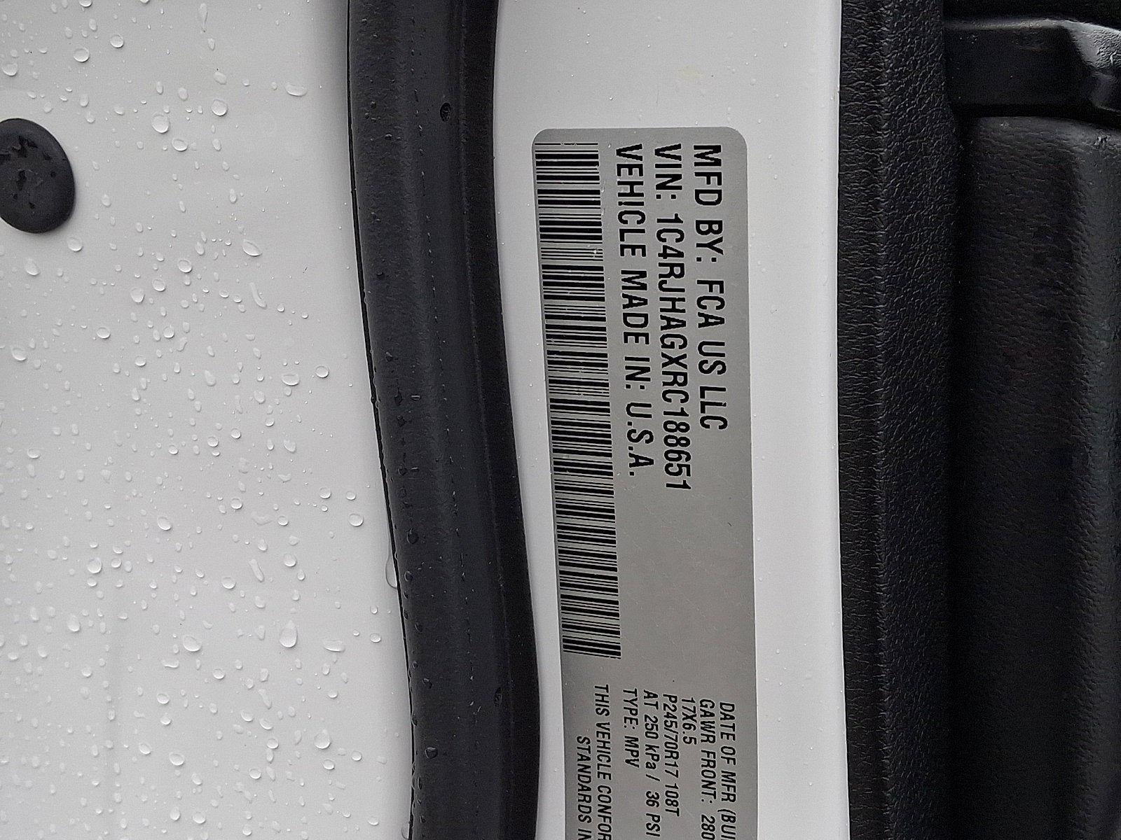 2024 Jeep Grand Cherokee Laredo 4x4