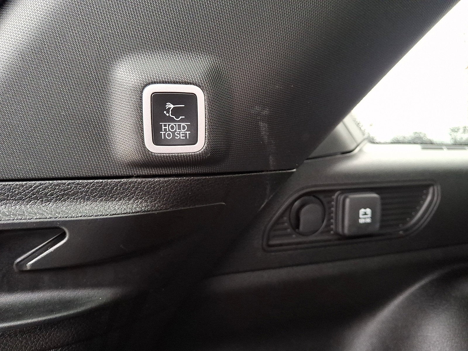 2024 Jeep Grand Cherokee Laredo 4x4