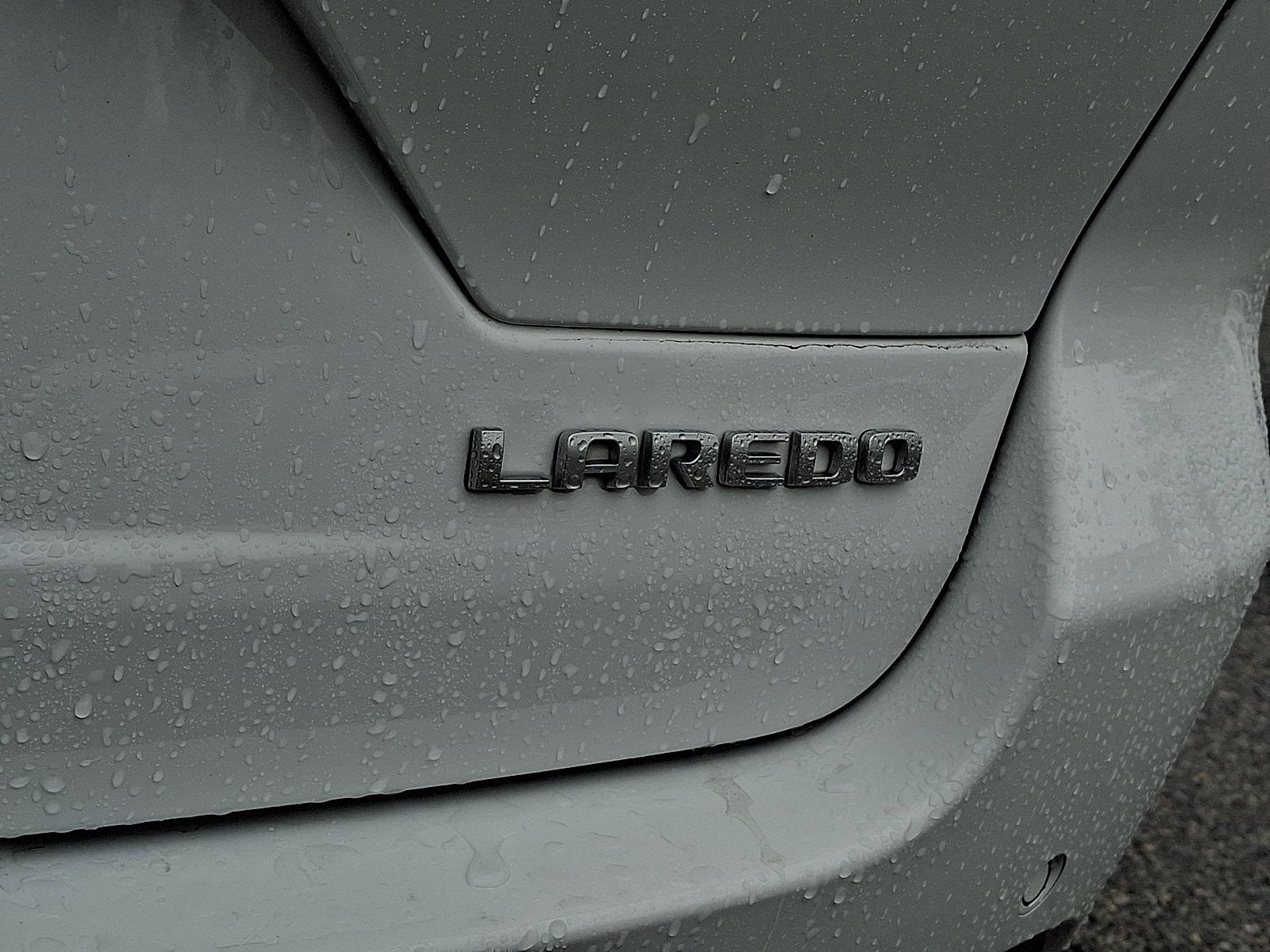 2024 Jeep Grand Cherokee Laredo 4x4