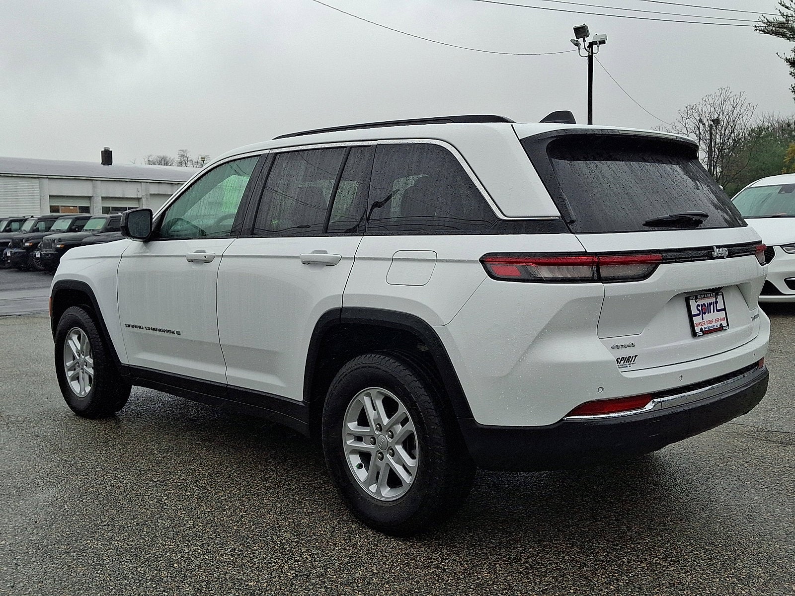 2024 Jeep Grand Cherokee Laredo 4x4