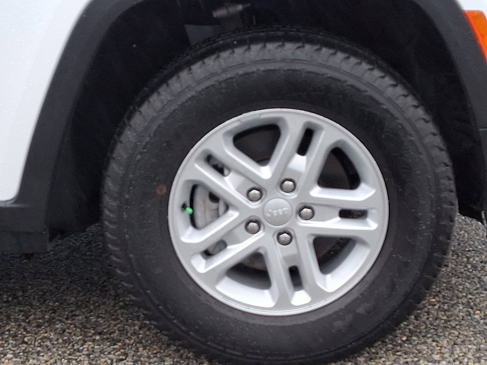 2024 Jeep Grand Cherokee Laredo 4x4