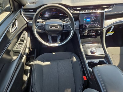 2024 Jeep Grand Cherokee Laredo X 4x4