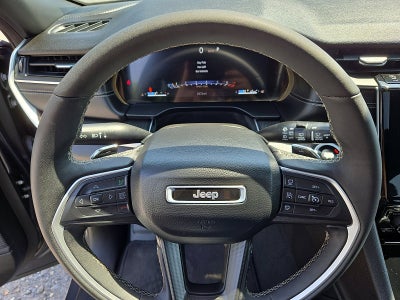 2024 Jeep Grand Cherokee Laredo X 4x4