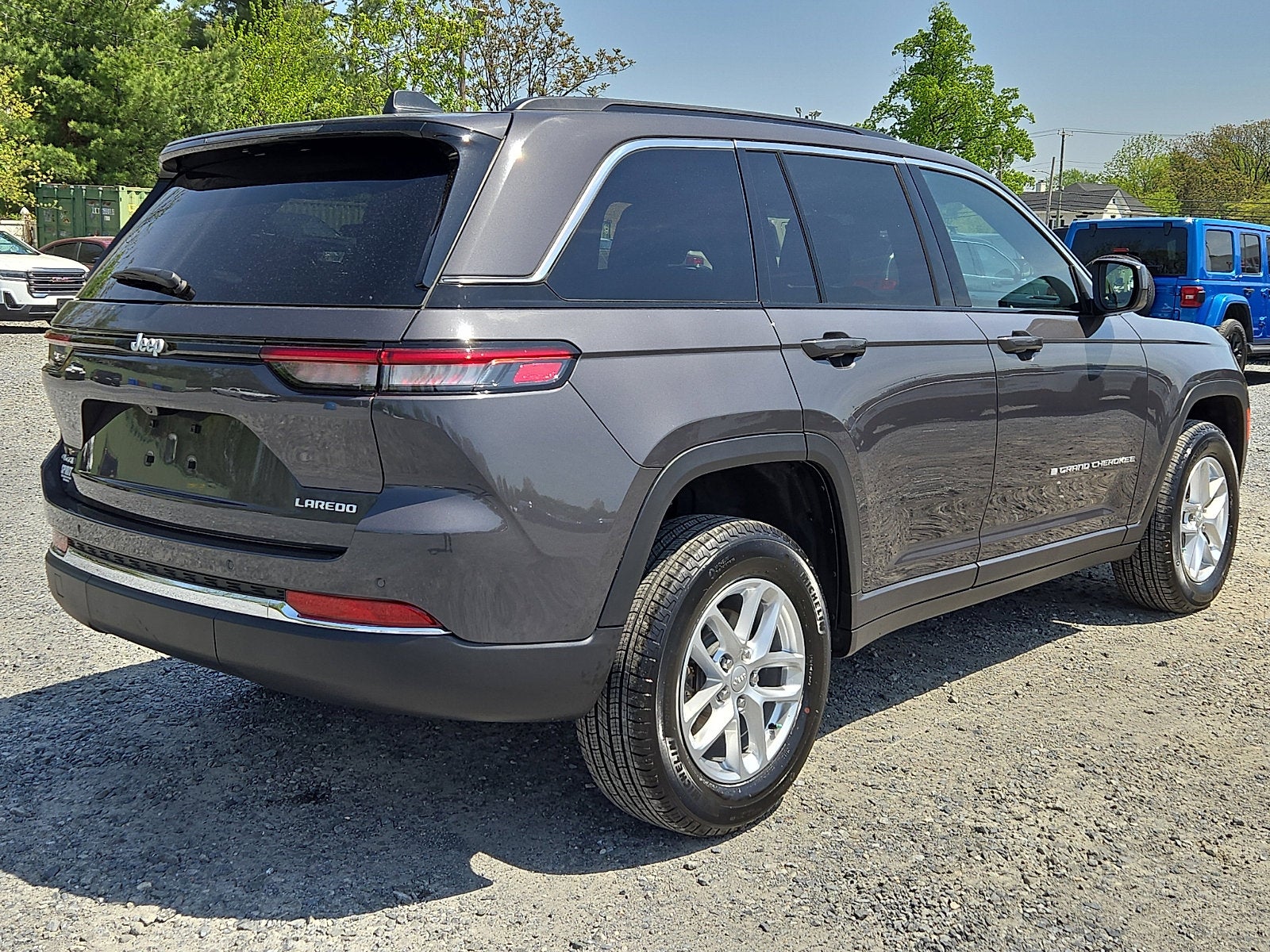 2024 Jeep Grand Cherokee Laredo X 4x4