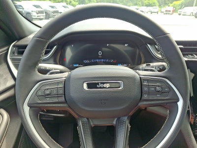 2025 Jeep Grand Cherokee GRAND CHEROKEE LAREDO X 4X4