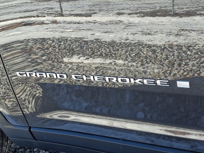 2025 Jeep Grand Cherokee GRAND CHEROKEE LAREDO X 4X4