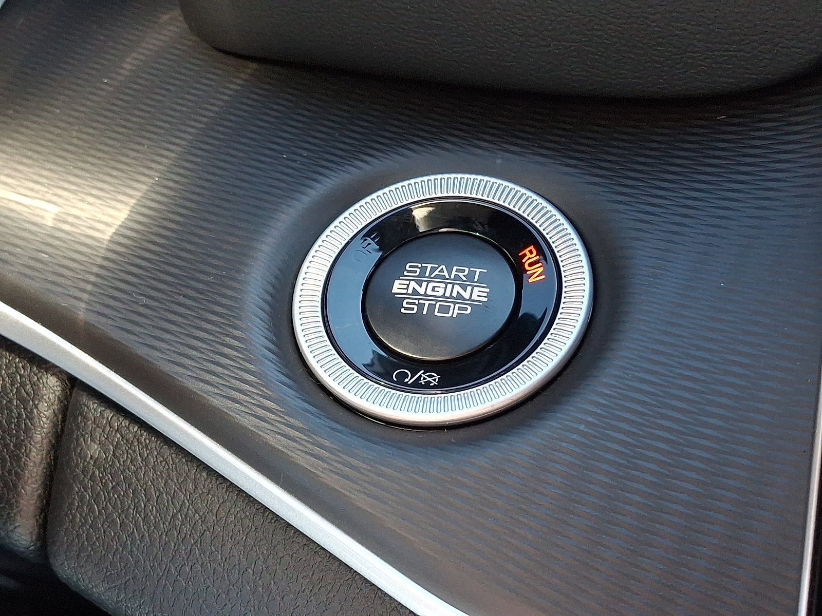 2027 Jeep Grand Cherokee GRAND CHEROKEE LAREDO X 4X4