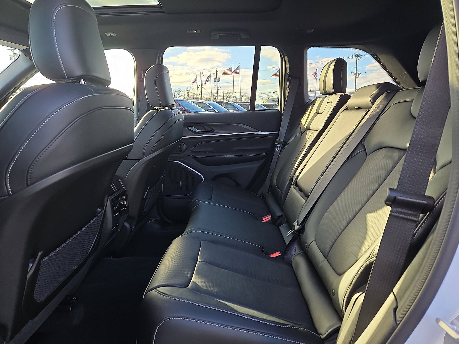 2026 Jeep Grand Cherokee GRAND CHEROKEE LIMITED RESERVE 4X4