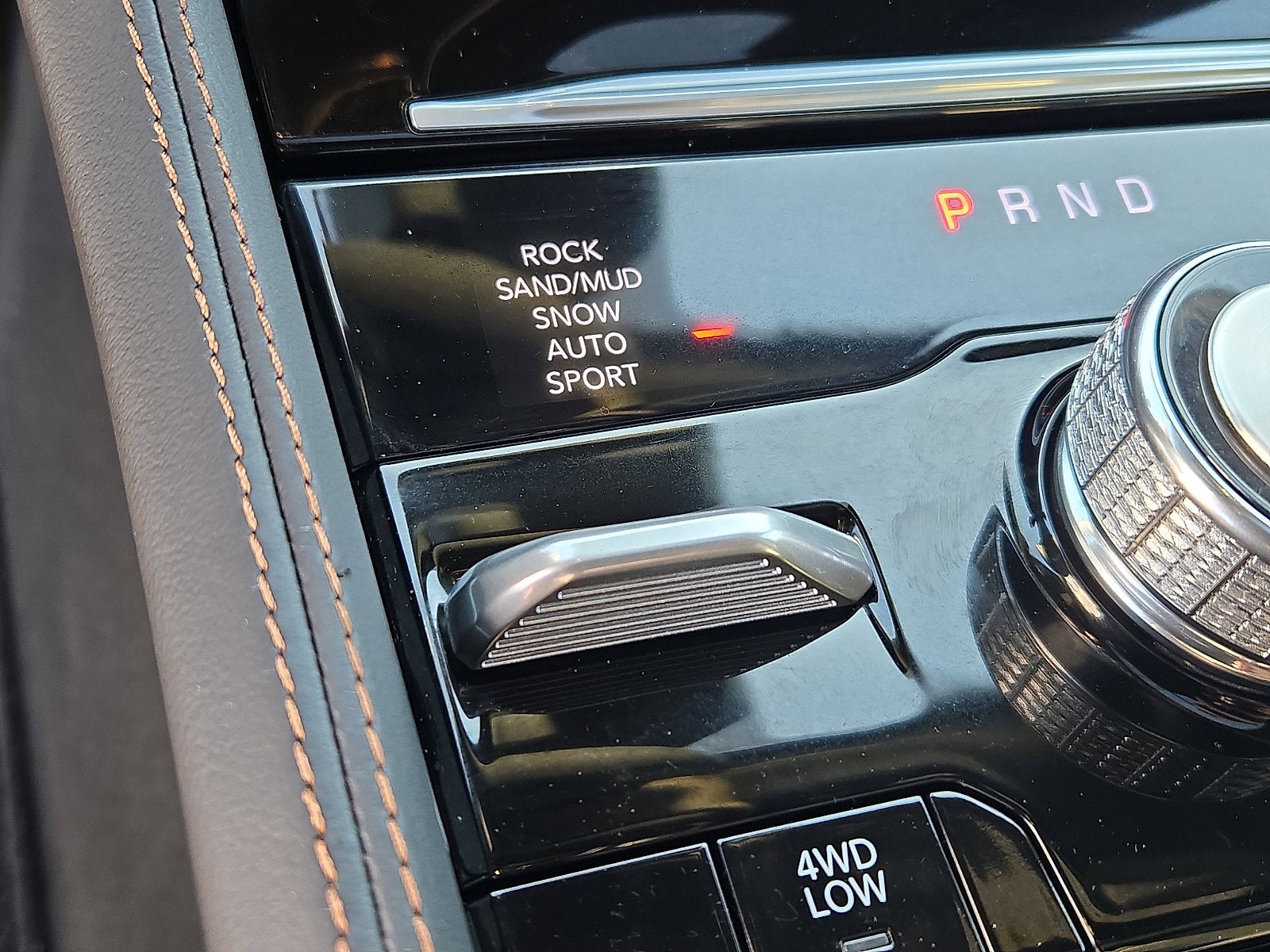 2025 Jeep Grand Cherokee Summit Reserve 4x4