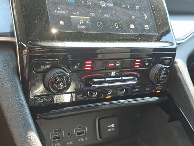 2021 Jeep Grand Cherokee L Laredo 4x4