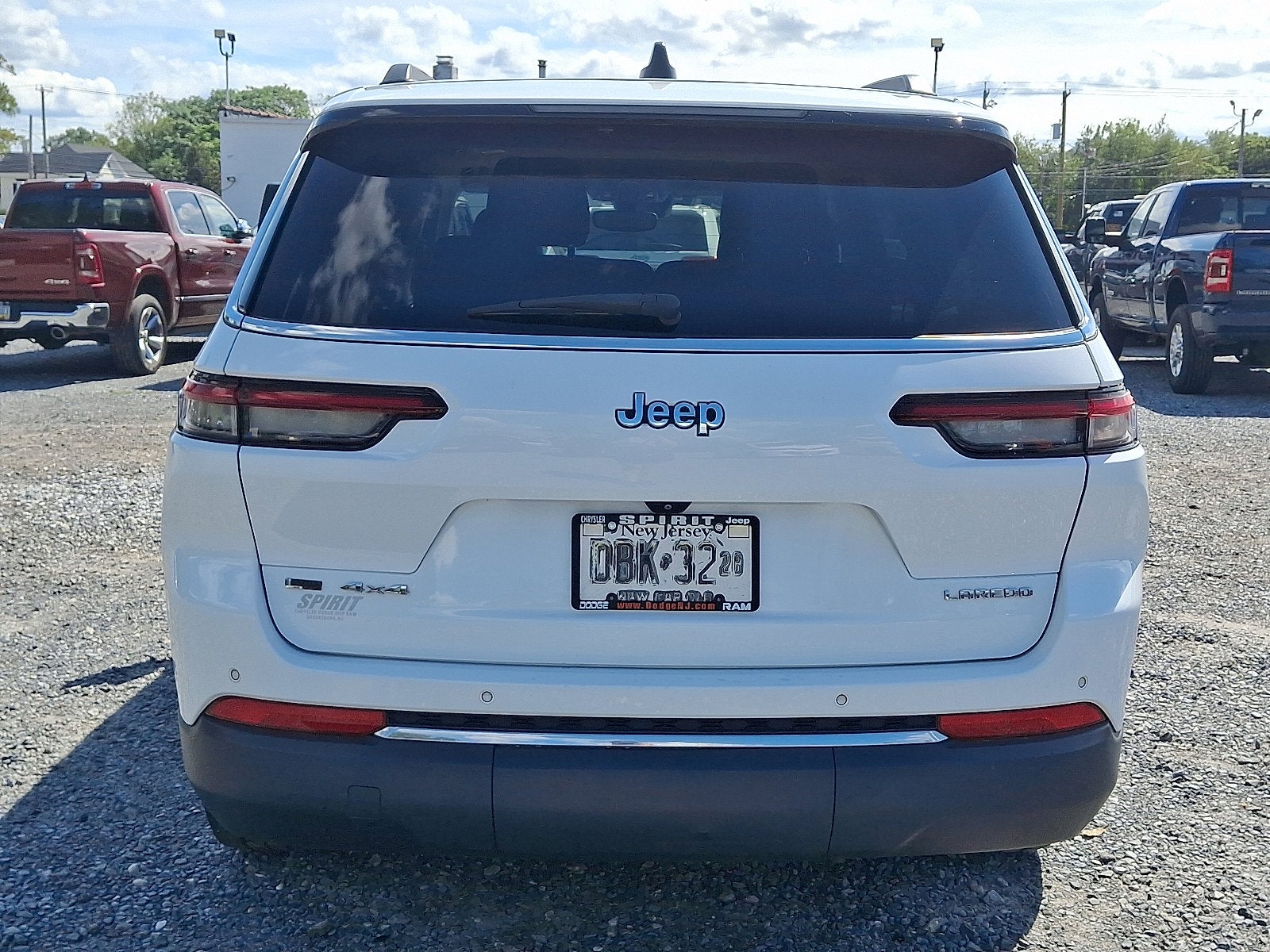 2021 Jeep Grand Cherokee L Laredo 4x4