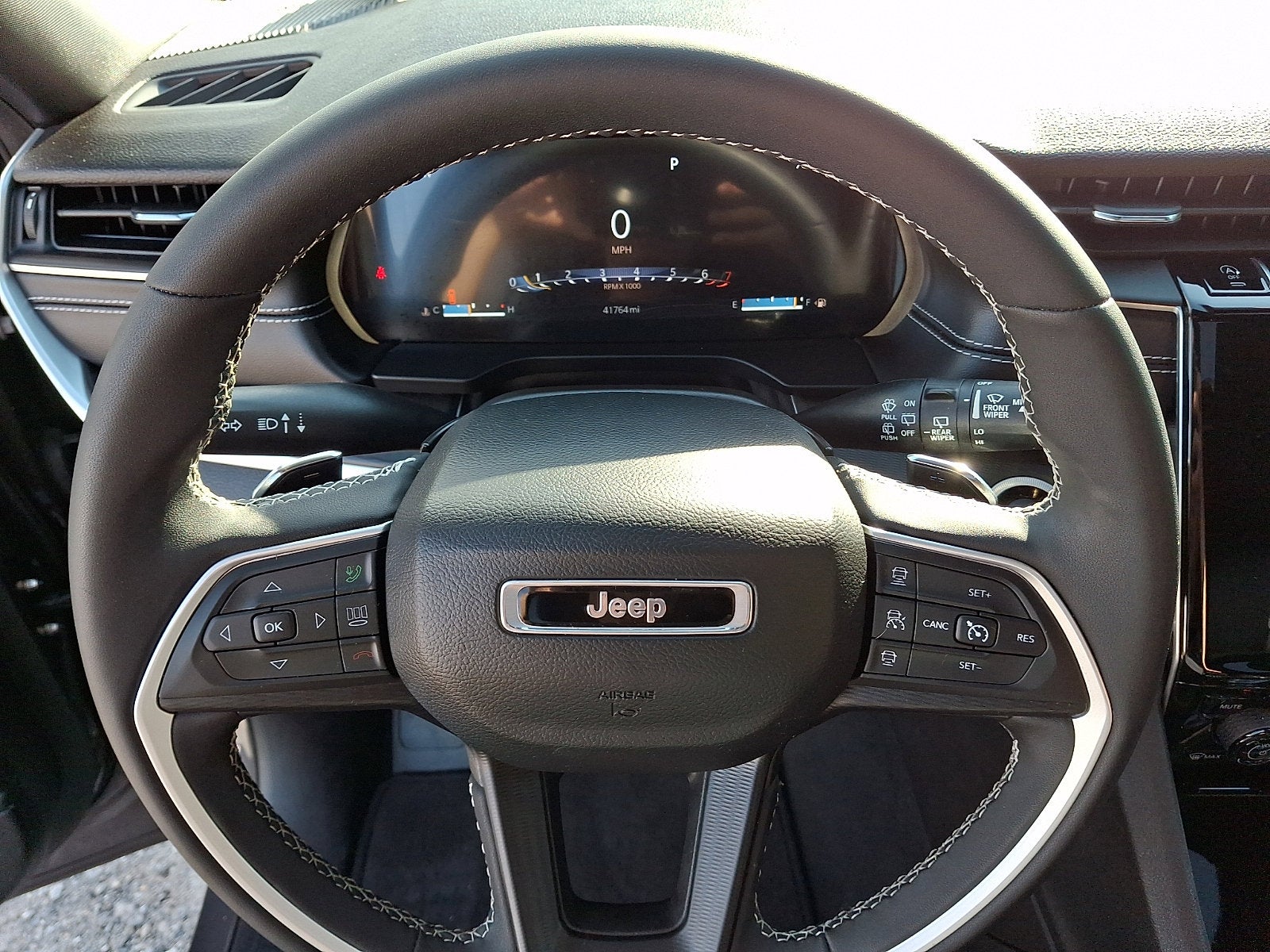 2023 Jeep Grand Cherokee L Altitude 4x4