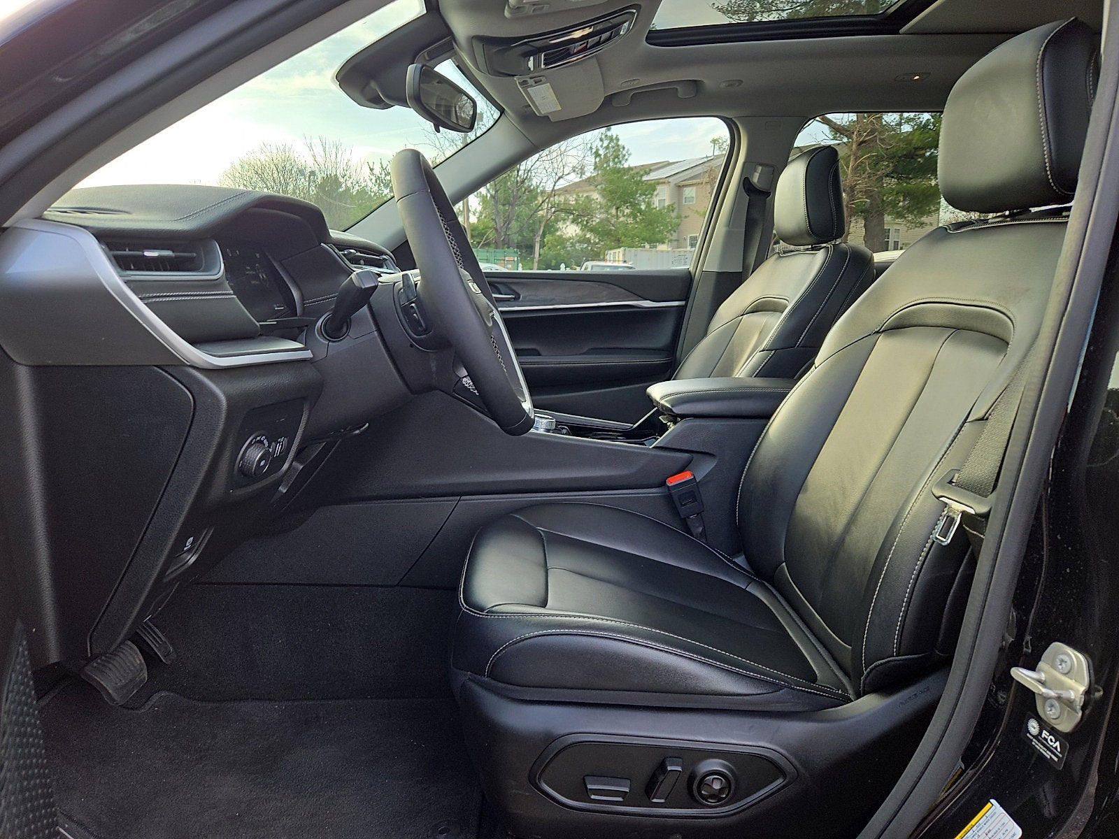 2023 Jeep Grand Cherokee L Limited 4x4