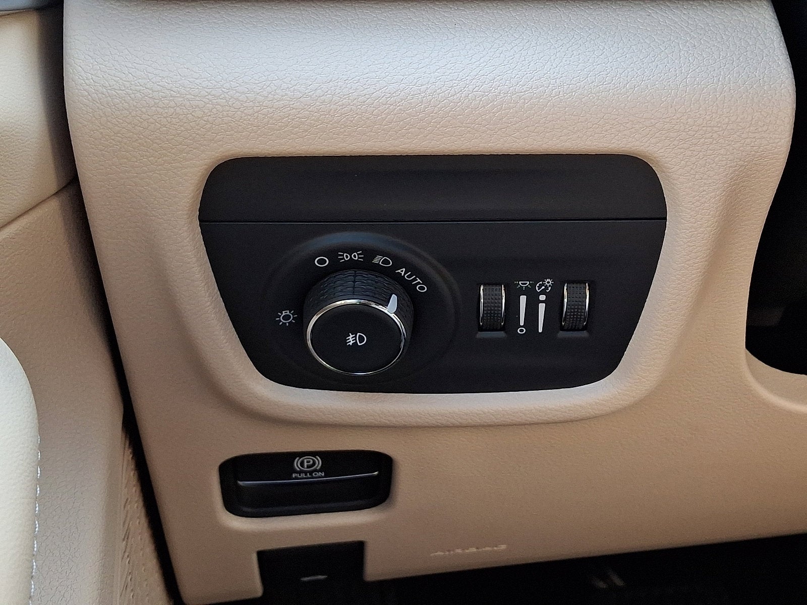 2025 Jeep Grand Cherokee L GRAND CHEROKEE L LIMITED 4X4