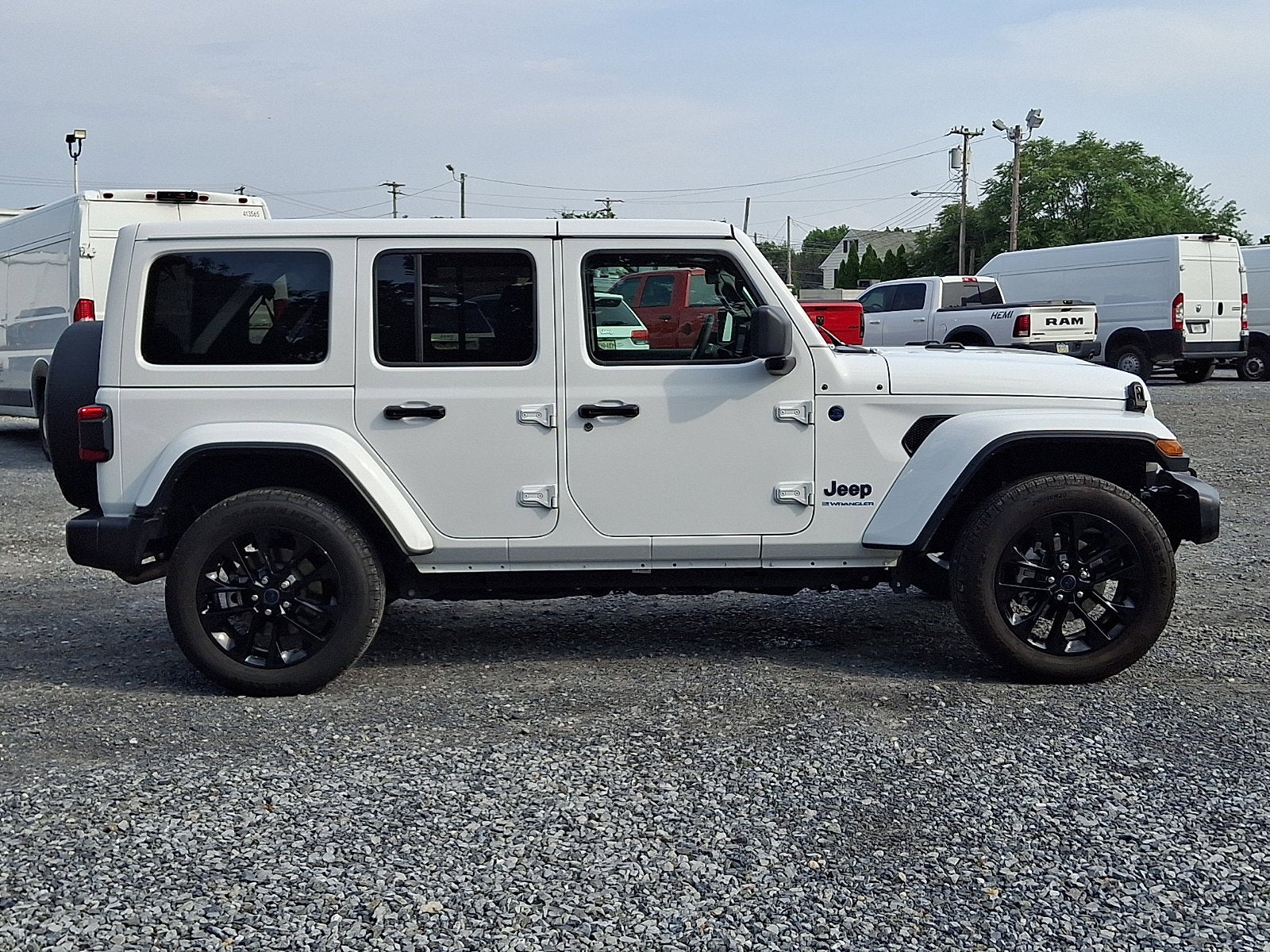 2025 Jeep Wrangler 4xe Sahara 4xe