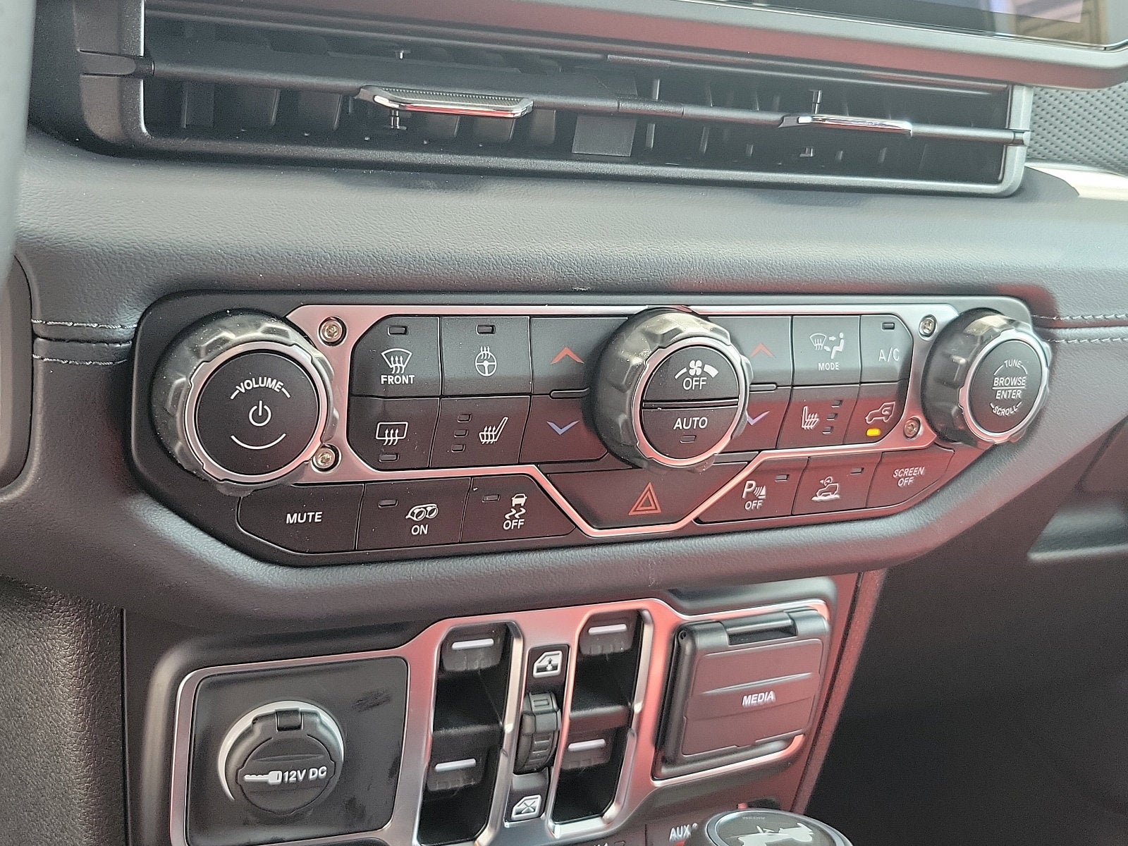 2024 Jeep Wrangler WRANGLER 4-DOOR RUBICON 392