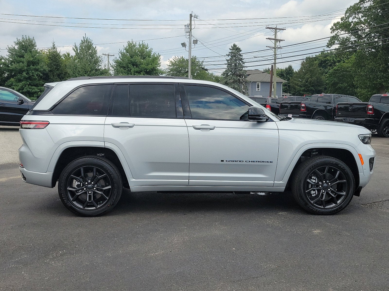 2023 Jeep Grand Cherokee 4xe 30th Anniversary