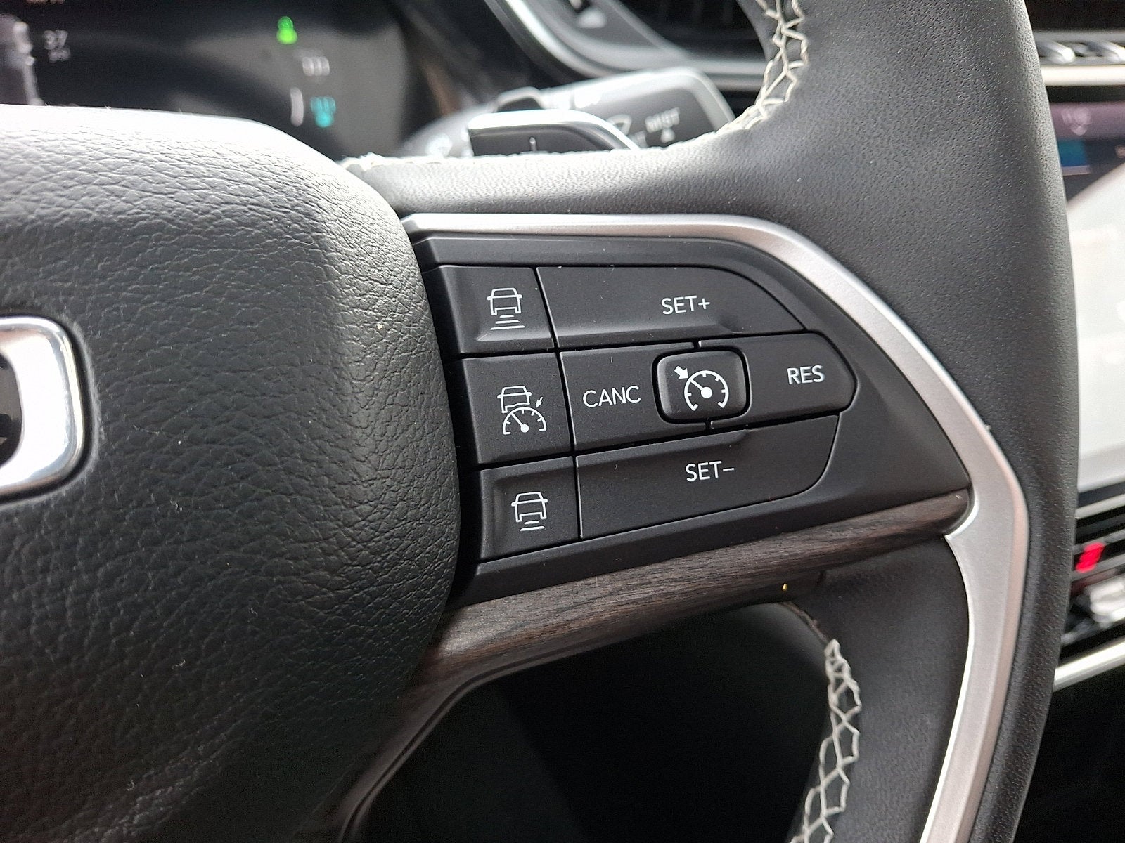 2023 Jeep Grand Cherokee 4xe 4DR 4WD