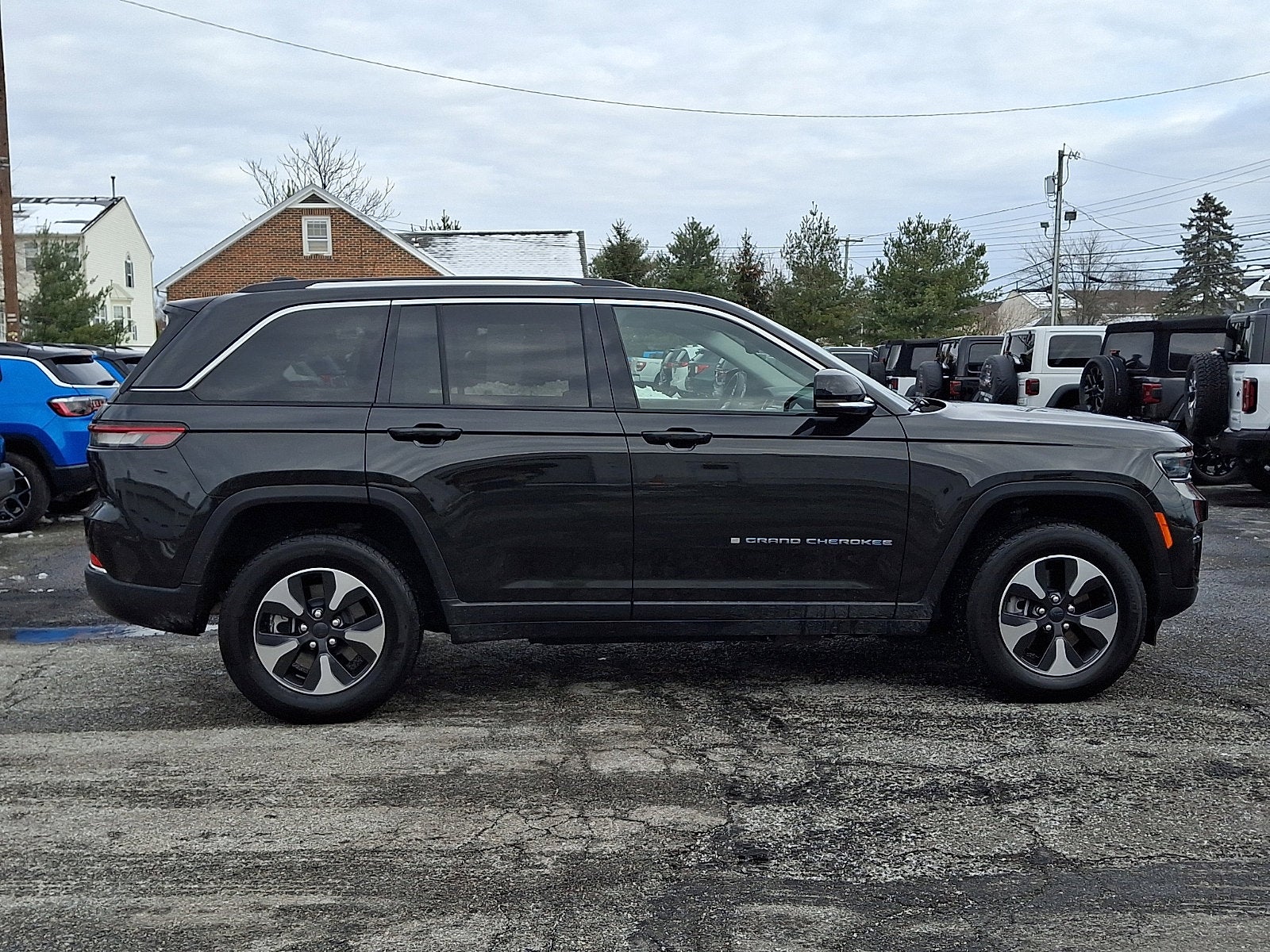2023 Jeep Grand Cherokee 4xe 4DR 4WD