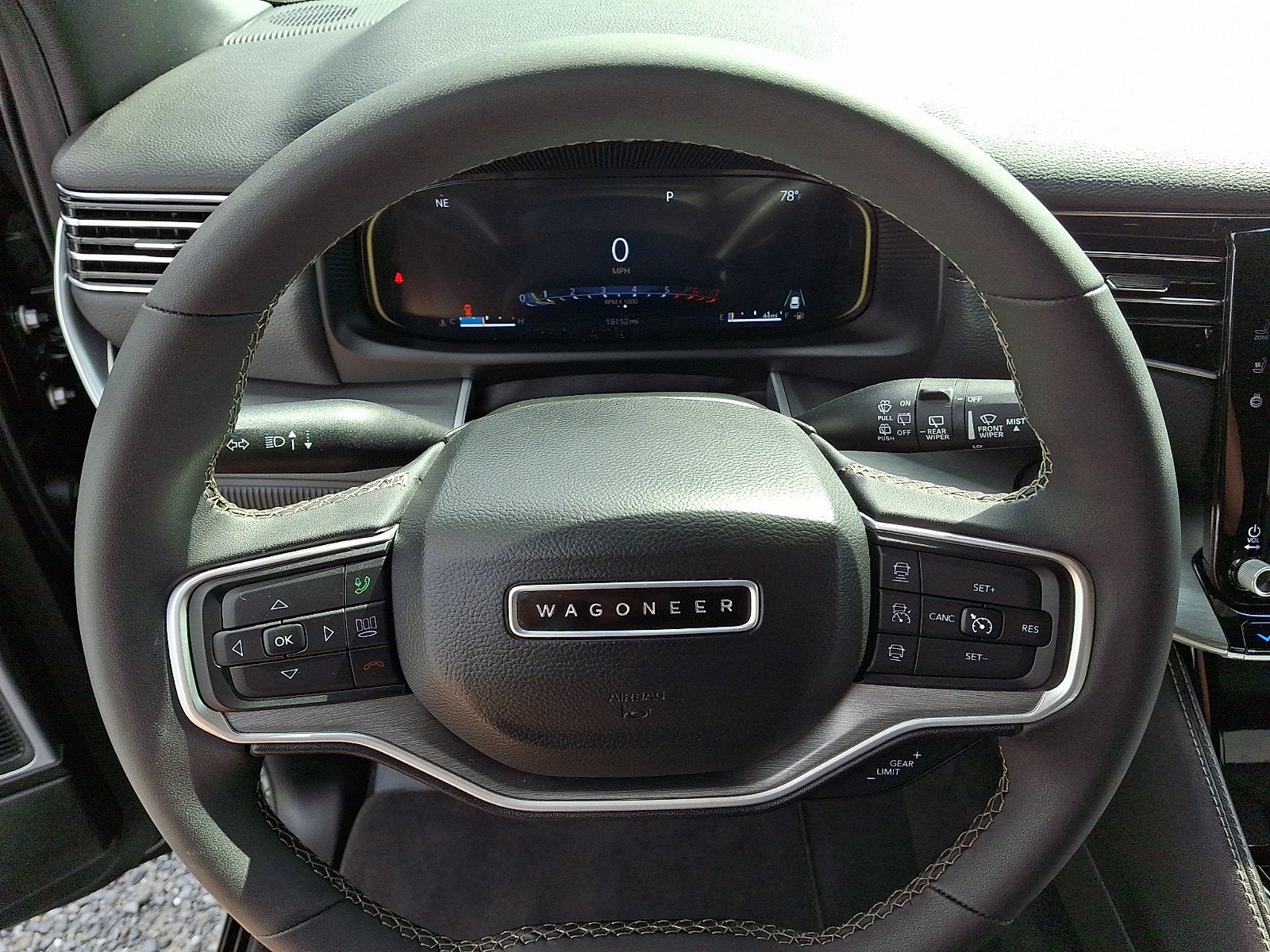 2025 Jeep Wagoneer L Series I 4x4