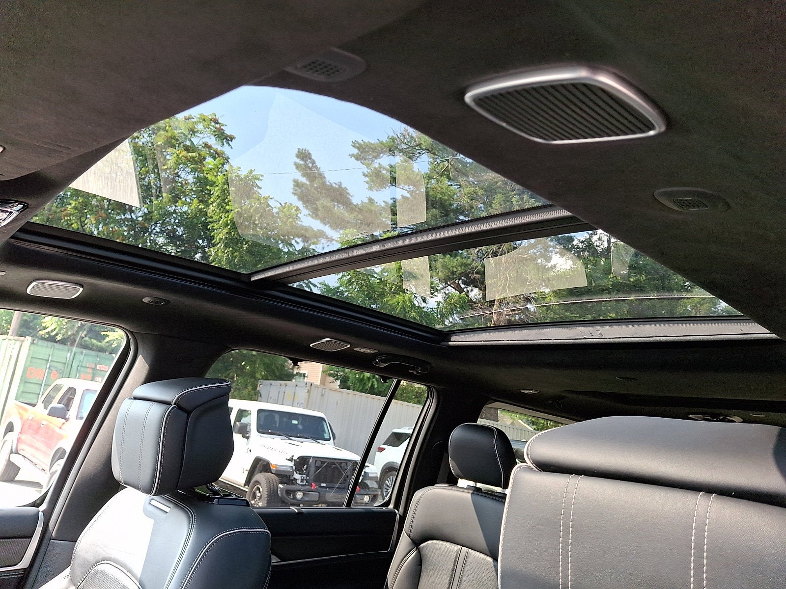 2025 Jeep Grand Wagoneer L Obsidian 4x4