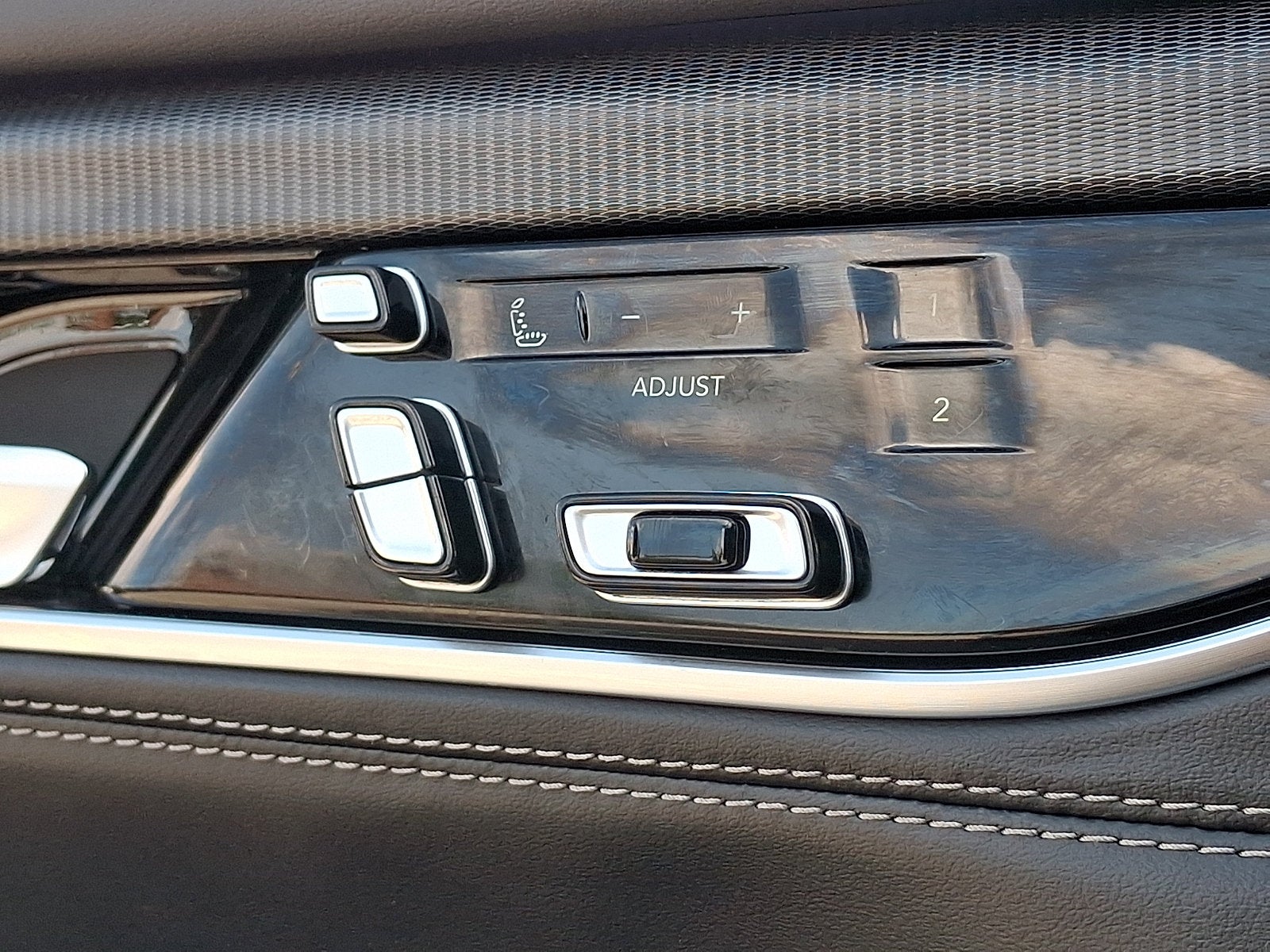 2025 Jeep Grand Wagoneer L Obsidian 4x4