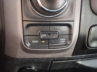 2017 RAM 1500 Express Crew Cab 4x4 5'7' Box