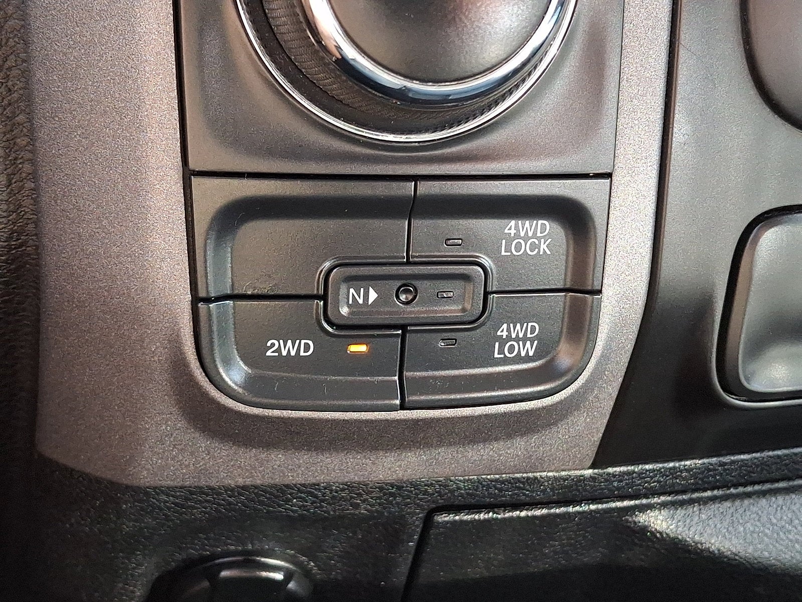 2017 RAM 1500 Express Crew Cab 4x4 5'7' Box