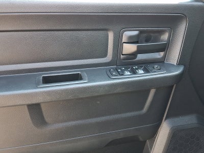 2017 RAM 1500 Express Crew Cab 4x4 5'7' Box