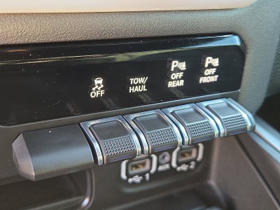 2022 RAM 1500 Big Horn Quad Cab 4x4 6'4' Box