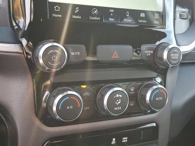 2022 RAM 1500 Big Horn Crew Cab 4x4 5'7' Box