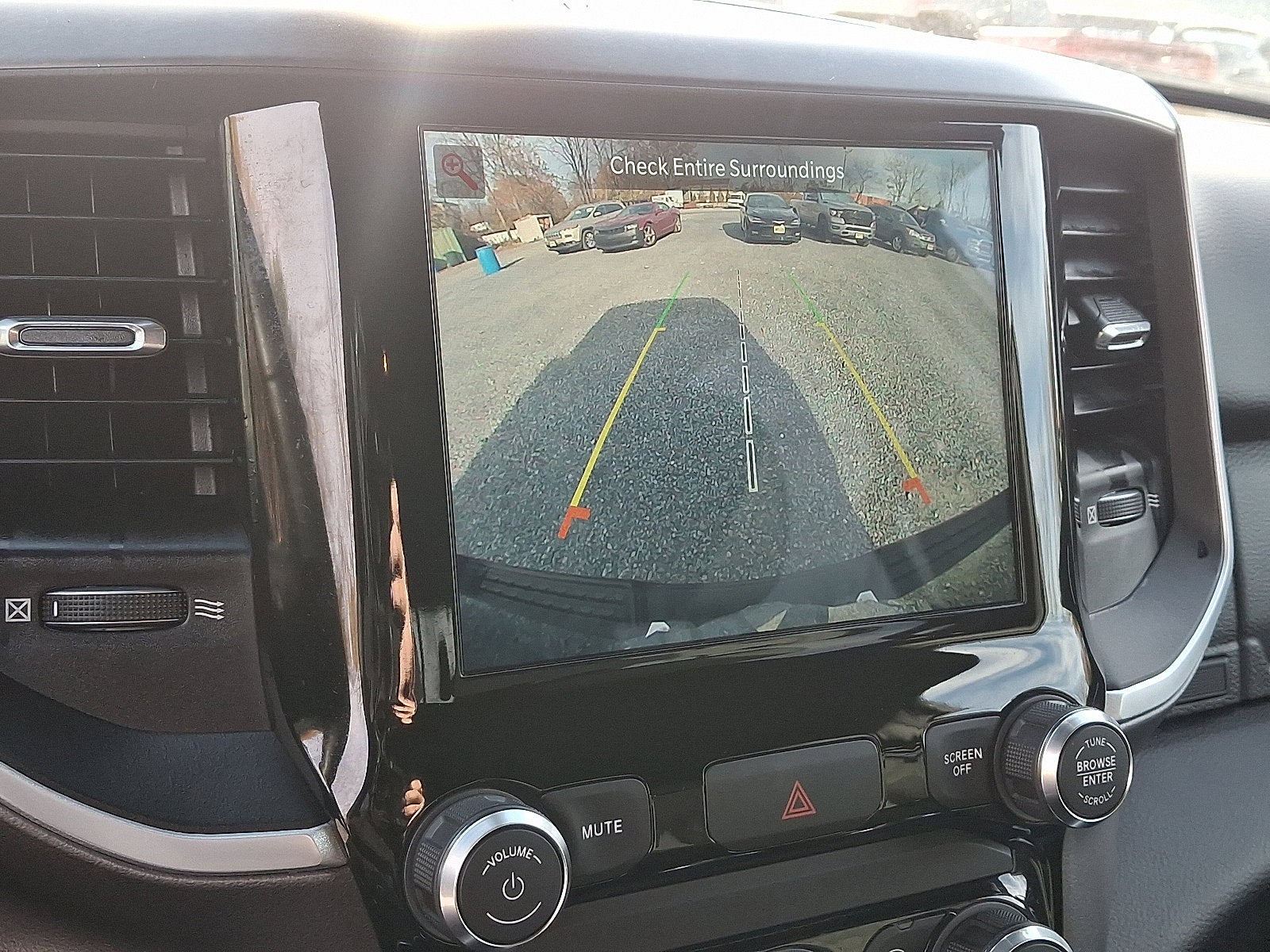 2022 RAM 1500 Big Horn Crew Cab 4x4 5'7' Box