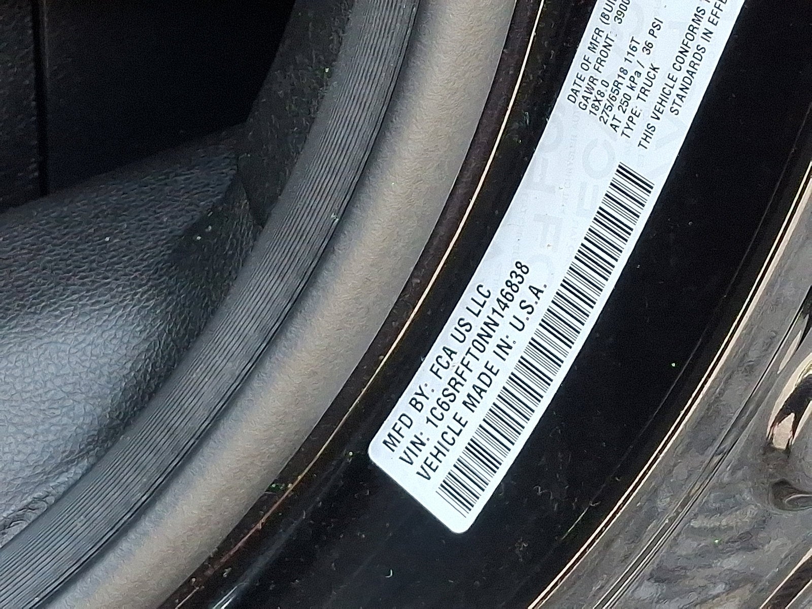 2022 RAM 1500 Big Horn Crew Cab 4x4 5'7' Box