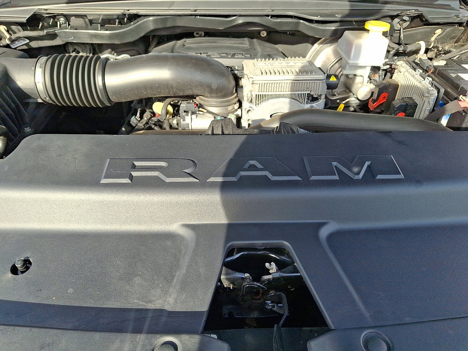 2022 RAM 1500 Big Horn Crew Cab 4x4 5'7' Box