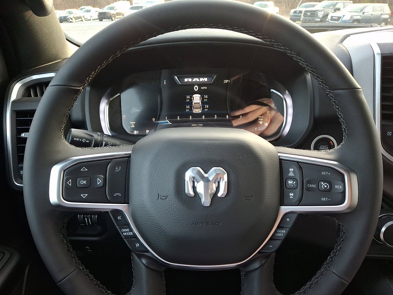 2026 RAM 1500 RAM 1500 BIG HORN CREW CAB 4X4 5'7' BOX