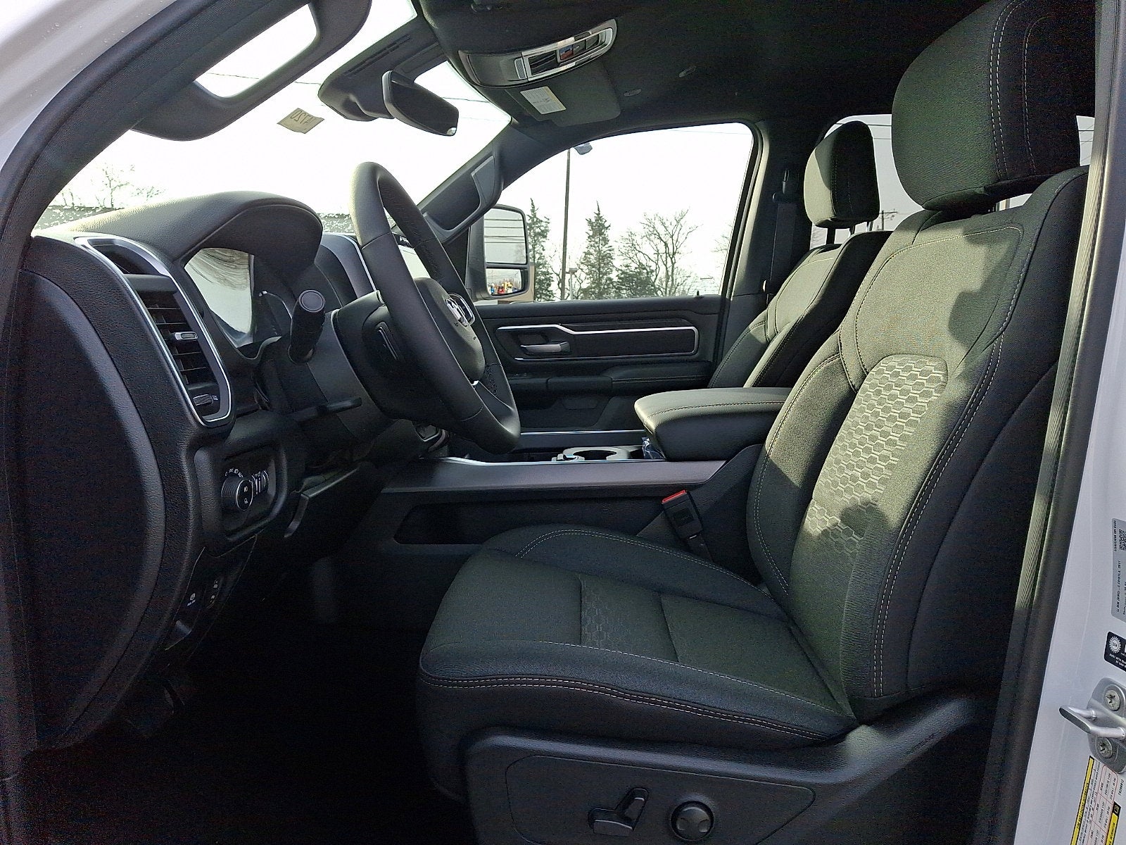 2026 RAM 1500 RAM 1500 BIG HORN CREW CAB 4X4 5'7' BOX