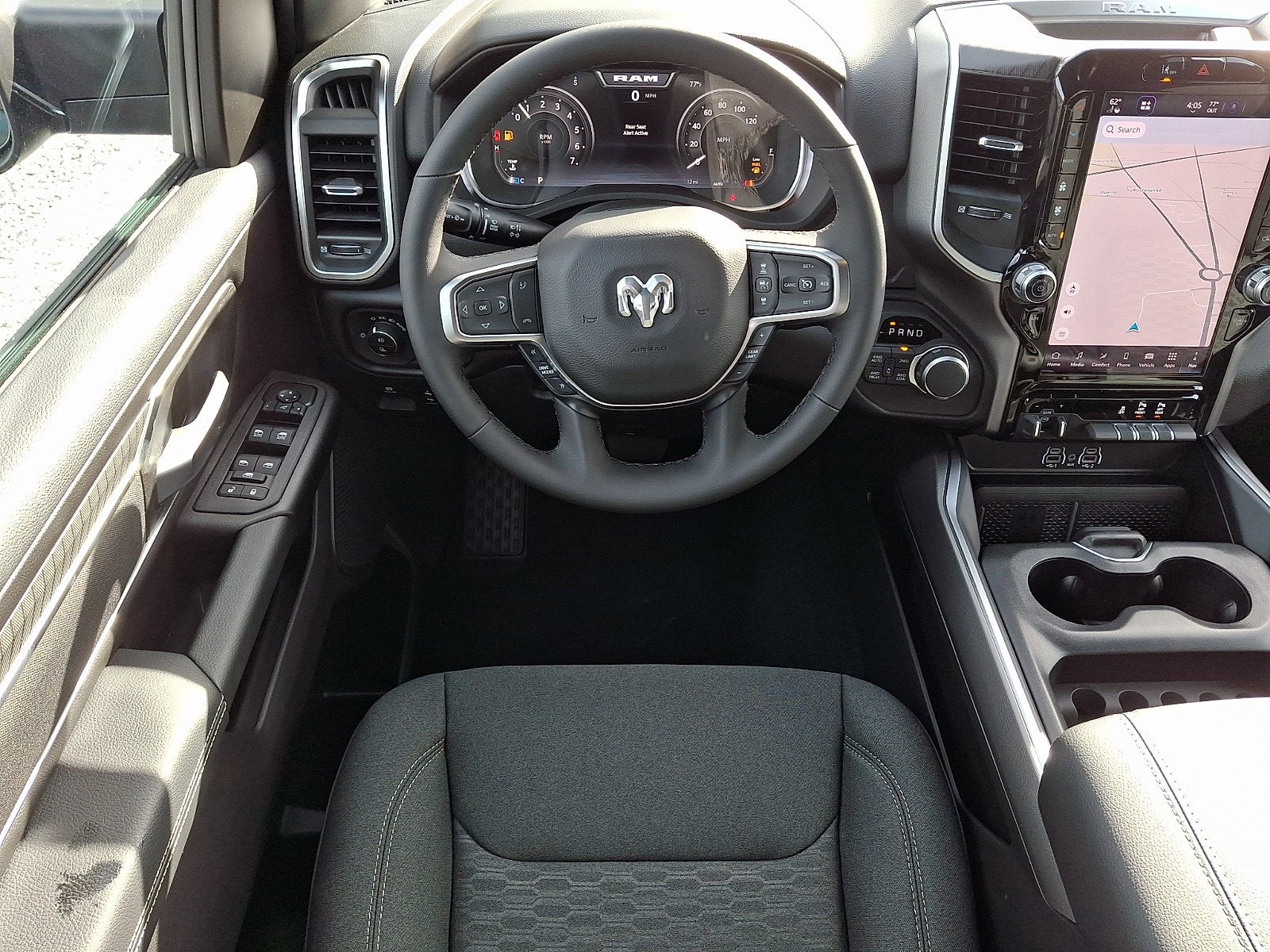 2027 RAM 1500 RAM 1500 BIG HORN CREW CAB 4X4 5'7' BOX