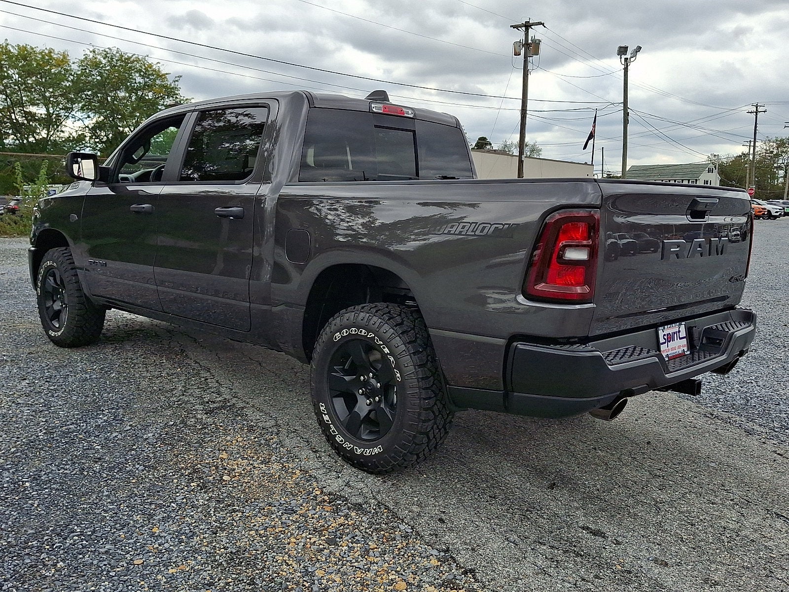 2027 RAM 1500 RAM 1500 WARLOCK CREW CAB 4X4 5'7' BOX