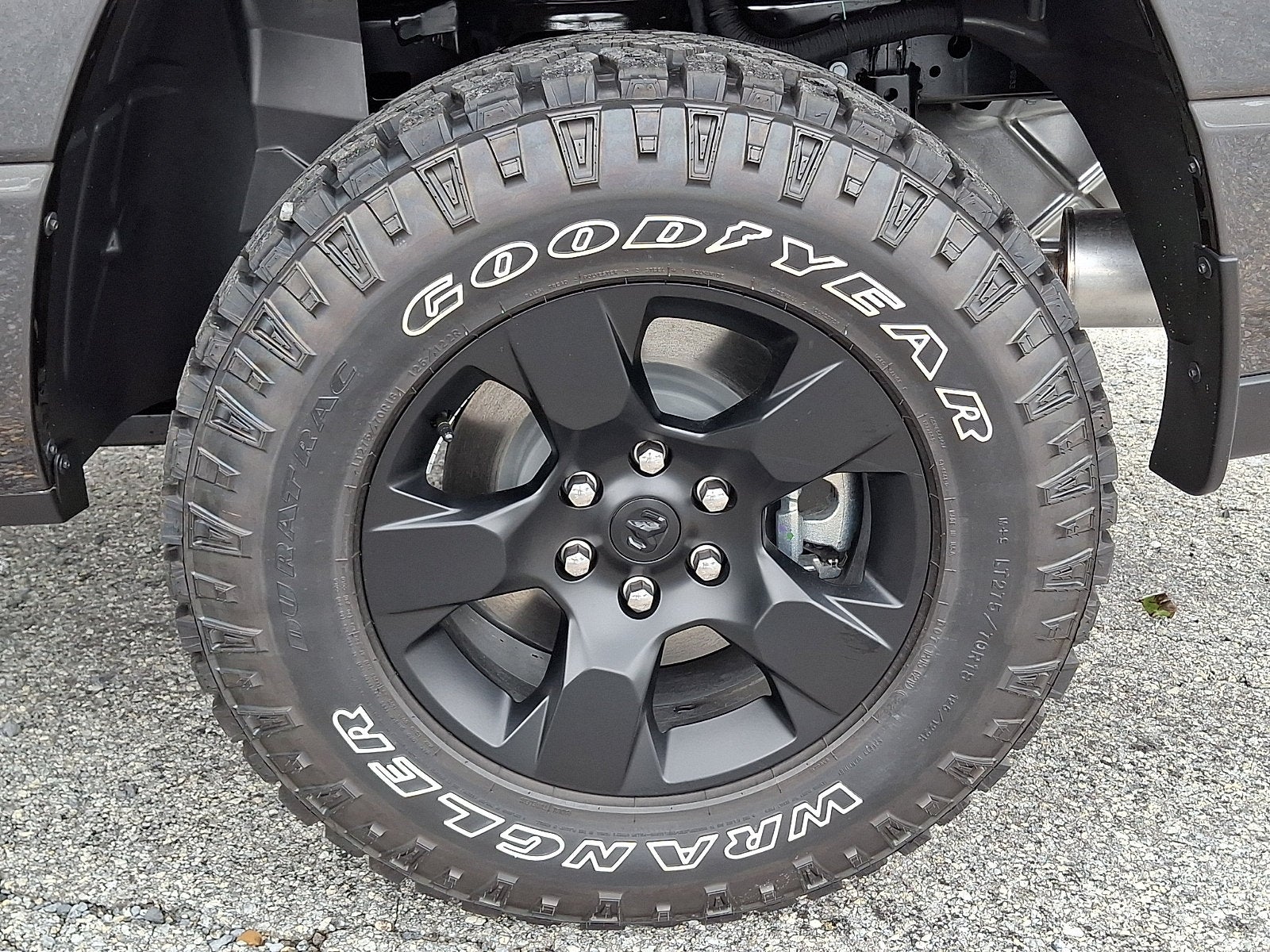 2027 RAM 1500 RAM 1500 WARLOCK CREW CAB 4X4 5'7' BOX